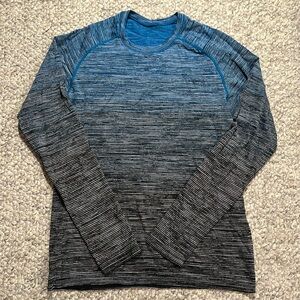 Mens Lululemon long sleeve shirt Sz M blue and black stripes